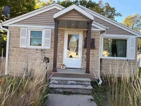 1020 Wirtz Ave, Green Bay, WI 54304