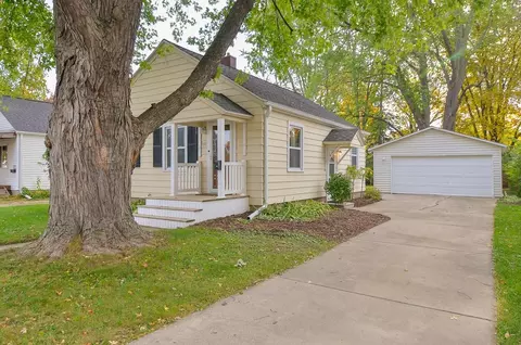 1123 Wirtz Ave, Green Bay, WI 54304