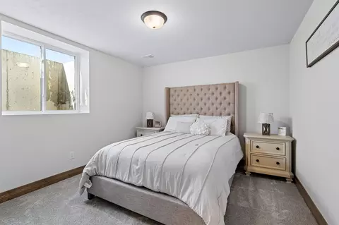 Bedroom - 244 E Spartan Dr, Appleton, WI 54913 photo 10 of 11