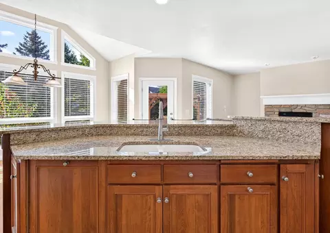 Kitchen - 309 E Wentworth Ln, Appleton, WI 54913 photo 2 of 7