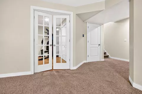 Entry Way - 309 E Wentworth Ln, Appleton, WI 54913 photo 8 of 8