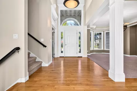 Entry Way - 309 E Wentworth Ln, Appleton, WI 54913 photo 1 of 8