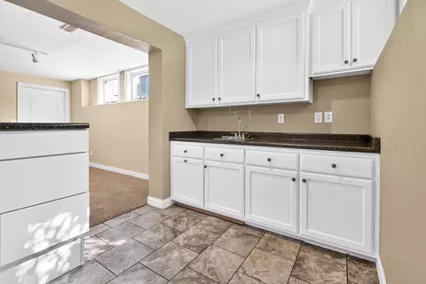 Kitchen - 309 E Wentworth Ln, Appleton, WI 54913 photo 6 of 7