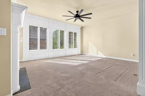 Living - 309 E Wentworth Ln, Appleton, WI 54913 photo 5 of 8