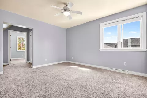 Bedroom - 309 E Wentworth Ln, Appleton, WI 54913 photo 4 of 7