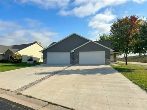 1587 Delta Dr, Neenah, WI 54956