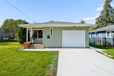1651 Wisconsin St, Oshkosh, WI 54901