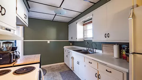 Kitchen - 154 S Schaefer St, Appleton, WI 54915 photo 1 of 2