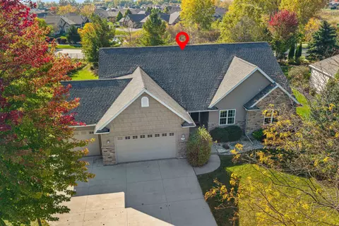 View/Area - 2701 E Glenhurst Ln, Appleton, WI 54913 photo 3 of 3