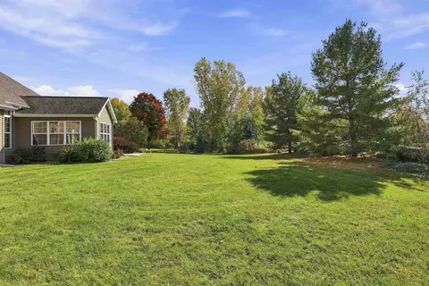 Exterior - 2701 E Glenhurst Ln, Appleton, WI 54913 photo 3 of 3