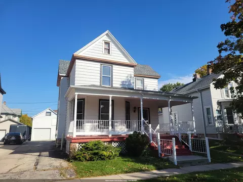 115 4th St, Fond Du Lac, WI 54935