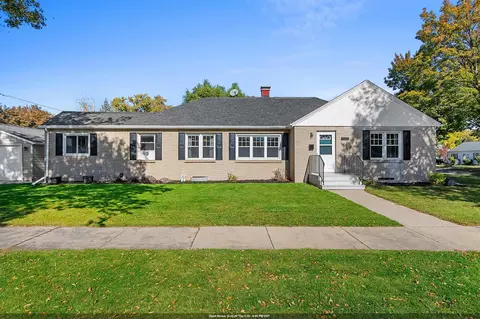 1132 Minahan St, Green Bay, WI 54303