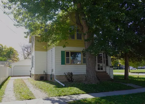 162 Central Ave, Fond Du Lac, WI 54935