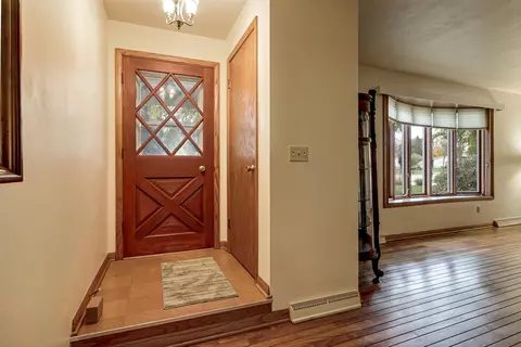 Entry Way - 530 W Capitol Dr, Appleton, WI 54911 photo 1 of 2
