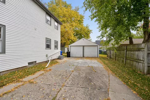 Exterior - 1822 S Bouten St, Appleton, WI 54915 photo 2 of 5