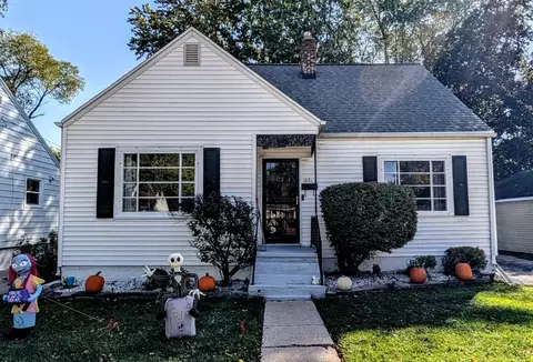 1021 Gross Ave, Green Bay, WI 54304