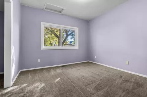 Bedroom - 917 W Franklin St, Appleton, WI 54914 photo 1 of 5