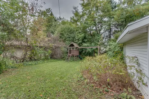 Exterior - 118 E Dall St, Appleton, WI 54911 photo 4 of 9