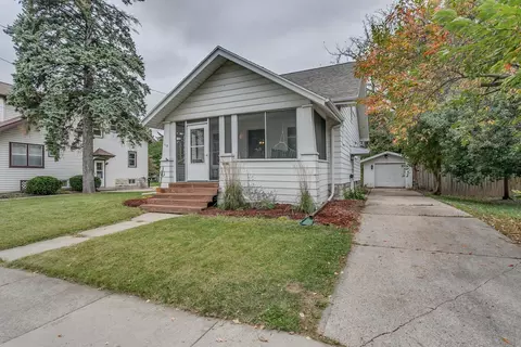 Exterior - 118 E Dall St, Appleton, WI 54911 photo 7 of 9
