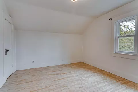Bedroom - 118 E Dall St, Appleton, WI 54911 photo 7 of 11
