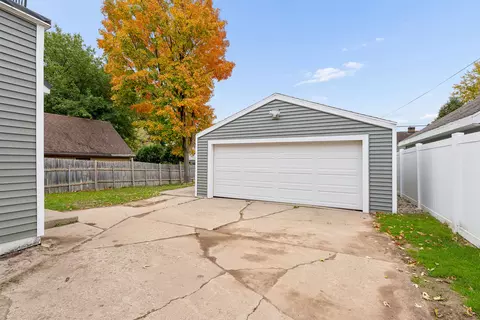 Exterior - 1131 W Winnebago St, Appleton, WI 54914 photo 3 of 6