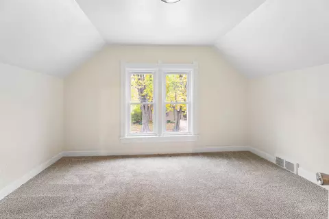 Bedroom - 1131 W Winnebago St, Appleton, WI 54914 photo 5 of 7