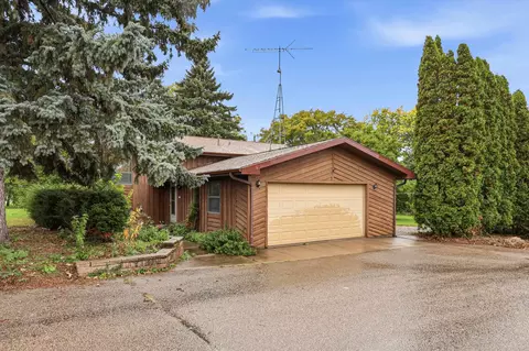 2650 W 20th Ave, Oshkosh, WI 54904