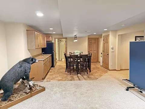 Dining - 233 E Fernwood Ln, Appleton, WI 54913 photo 3 of 4