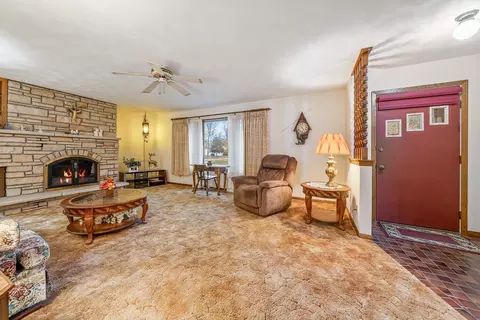 Living - 720 E Meadow Grove Blvd, Appleton, WI 54915 photo 1 of 3