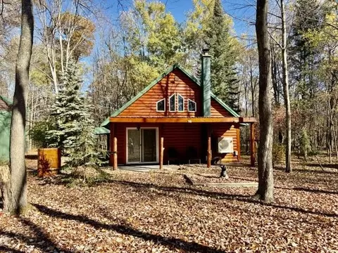 n9873 Sky Hawk Lane, Crivitz, WI 54114