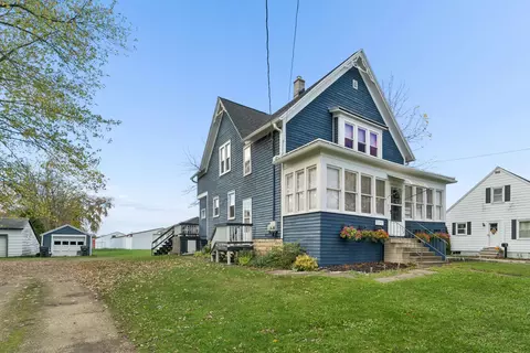 531 N Main St, Seymour, WI 54165
