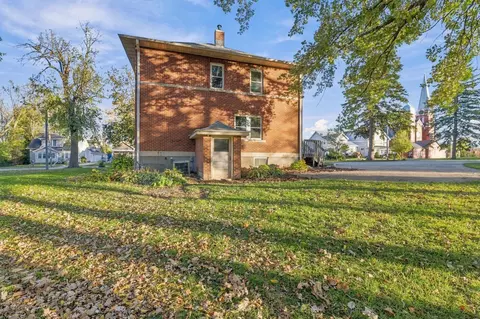 Exterior - 424 Turner St, Wrightstown, WI 54180 photo 9 of 11