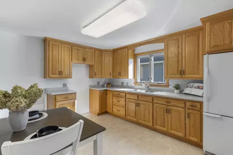 Kitchen - 2417 Gmeiner Rd, Appleton, WI 54915 photo 2 of 3