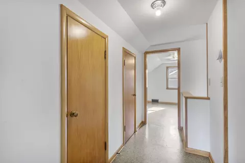 Entry Way - 2417 Gmeiner Rd, Appleton, WI 54915 photo 1 of 2