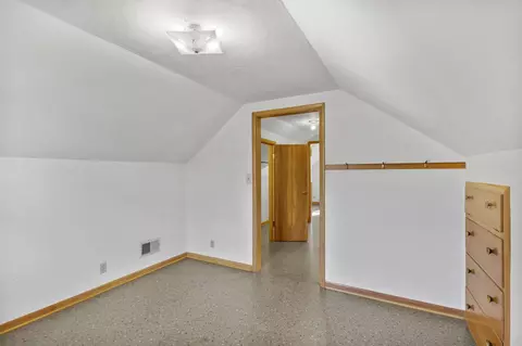 Bedroom - 2417 Gmeiner Rd, Appleton, WI 54915 photo 6 of 8