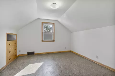 Bedroom - 2417 Gmeiner Rd, Appleton, WI 54915 photo 5 of 8