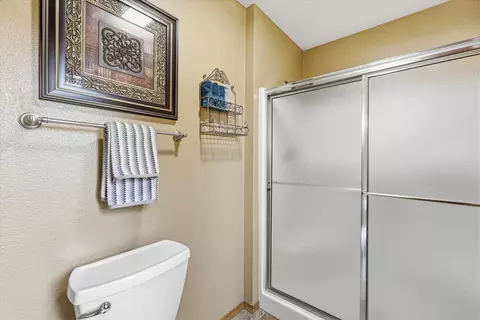 Bath - w2421 Hickory Park Drive, Appleton, WI 54915 photo 3 of 3