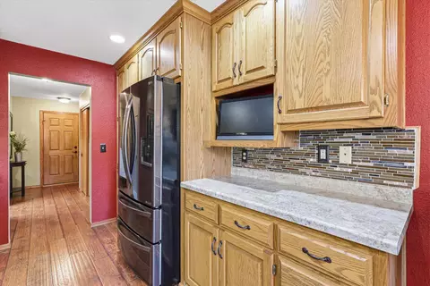 Kitchen - w2421 Hickory Park Drive, Appleton, WI 54915 photo 4 of 4