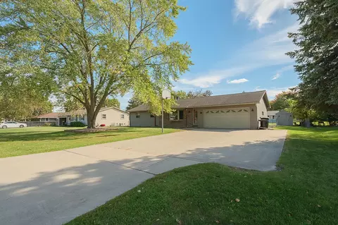 2687 Lavender Ln, Green Bay, WI 54313