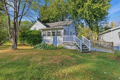 3555 County Rd A, Oshkosh, WI 54901