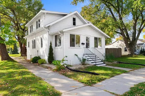 921 Liberty St, Green Bay, WI 54304