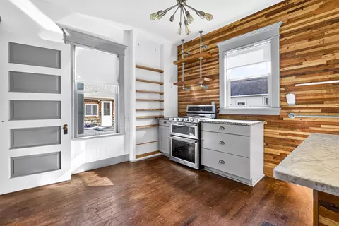 Kitchen - 620 N Oneida St, Appleton, WI 54911 photo 5 of 8