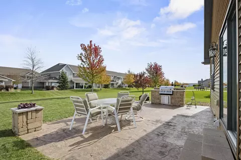 Exterior - 3328 Tulip Trl, Appleton, WI 54913 photo 16 of 19