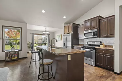 Kitchen - 3328 Tulip Trl, Appleton, WI 54913 photo 1 of 4