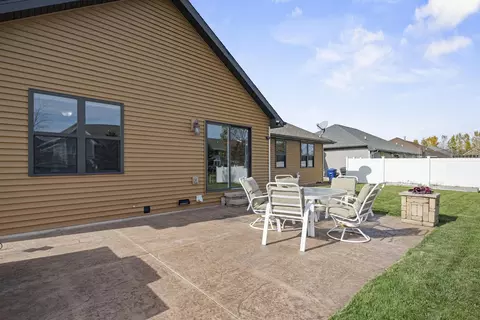 Exterior - 3328 Tulip Trl, Appleton, WI 54913 photo 14 of 19