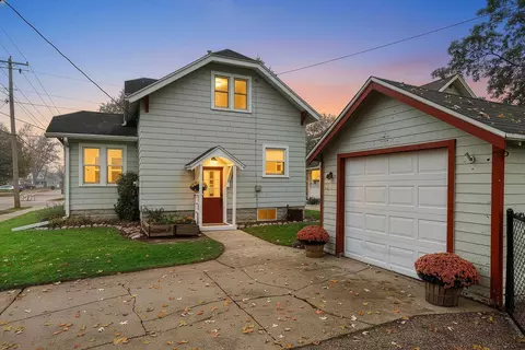 Exterior - 933 W Spring St, Appleton, WI 54914 photo 7 of 7