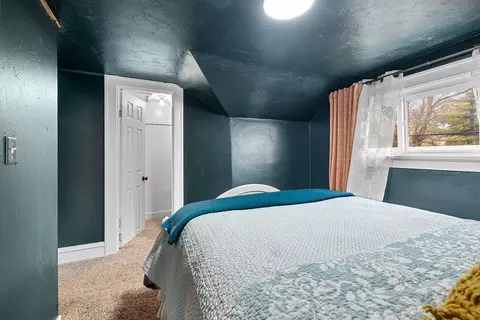 Bedroom - 933 W Spring St, Appleton, WI 54914 photo 7 of 9