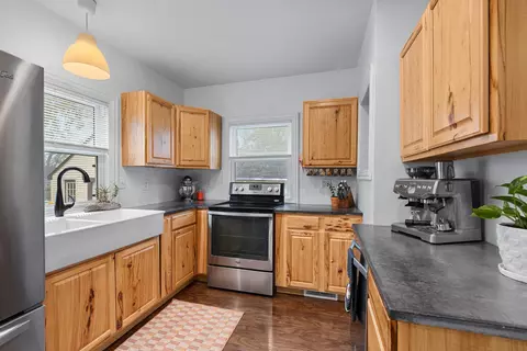 Kitchen - 933 W Spring St, Appleton, WI 54914 photo 2 of 5