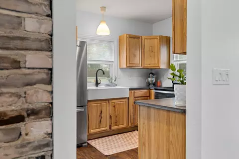 Kitchen - 933 W Spring St, Appleton, WI 54914 photo 5 of 5