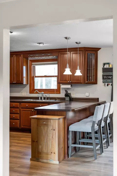 Kitchen - 1320 W Edgewood Dr, Appleton, WI 54913 photo 10 of 10